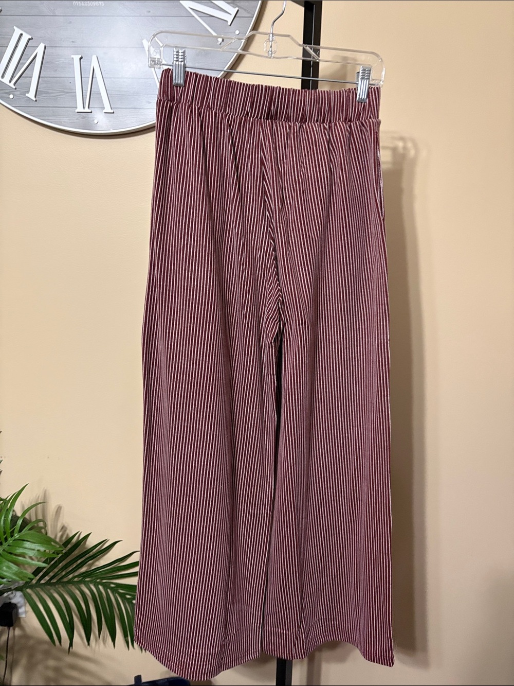 064 NWT GIGIO Give Me Space Women's Textured Wide Leg Pants - Picture 6 of 7